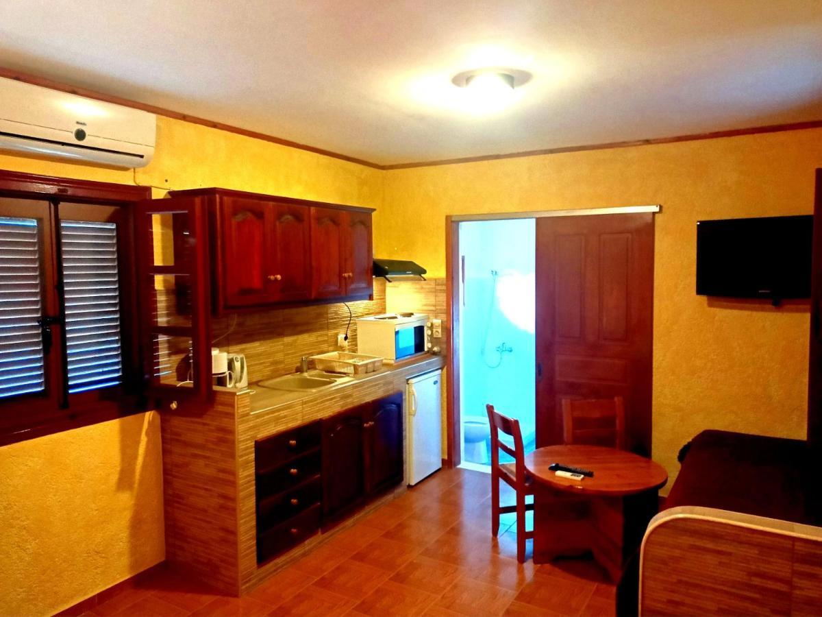 Sunrise Apartments 古卡斯特隆 外观 照片